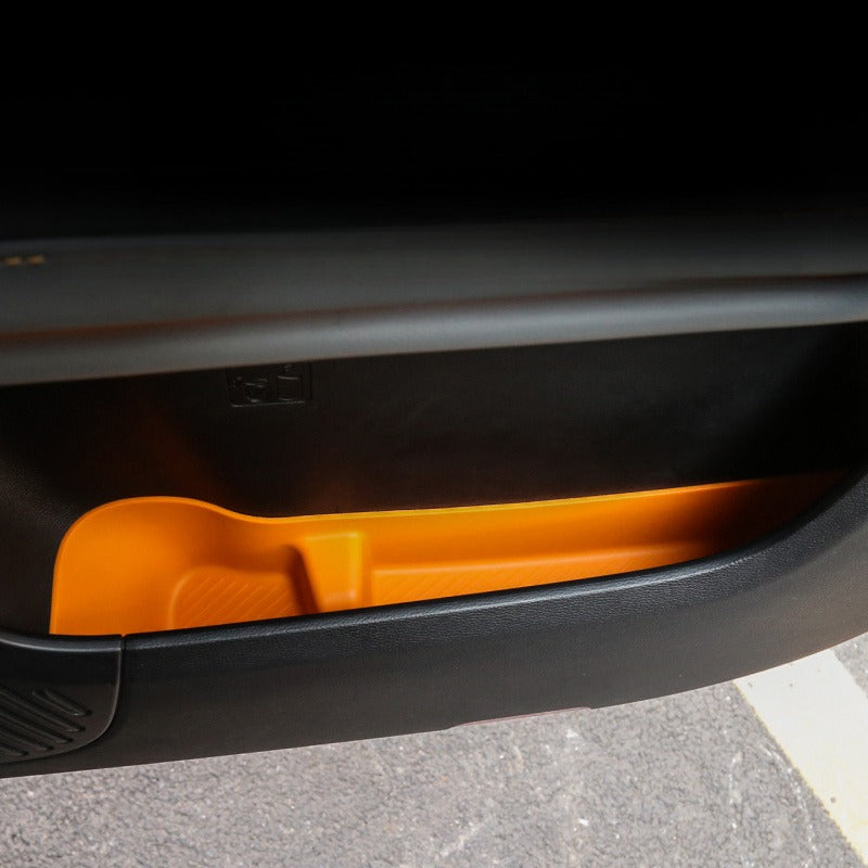 Silicone door side lower storage box for BJ40e