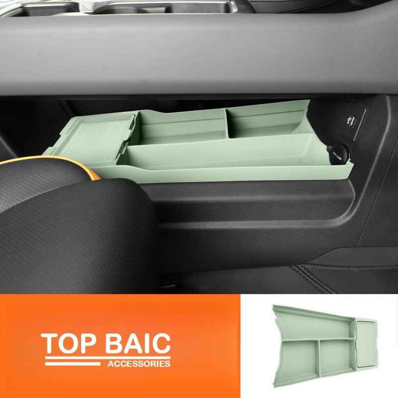 Lower center console silicone storage box for BJ40e