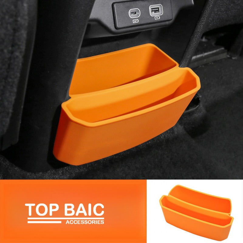 Rear silicone storage box and door handle organizer for BJ40e