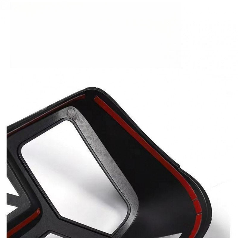 Tail light protective covers for BJ40e